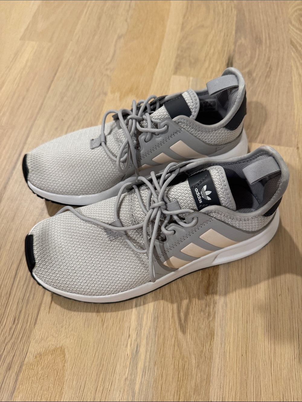 Adidas Women’s Light Gray and Light Pink Sneakers